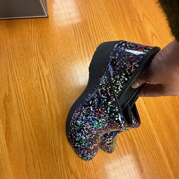 DANSKO XP 2.0 - Colorful Patent Leather Clogs - Picture 6 of 9